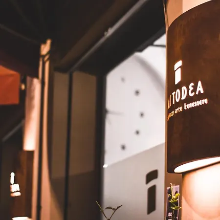 게스트하우스 Mitodea - Residenza D'epoca 4*